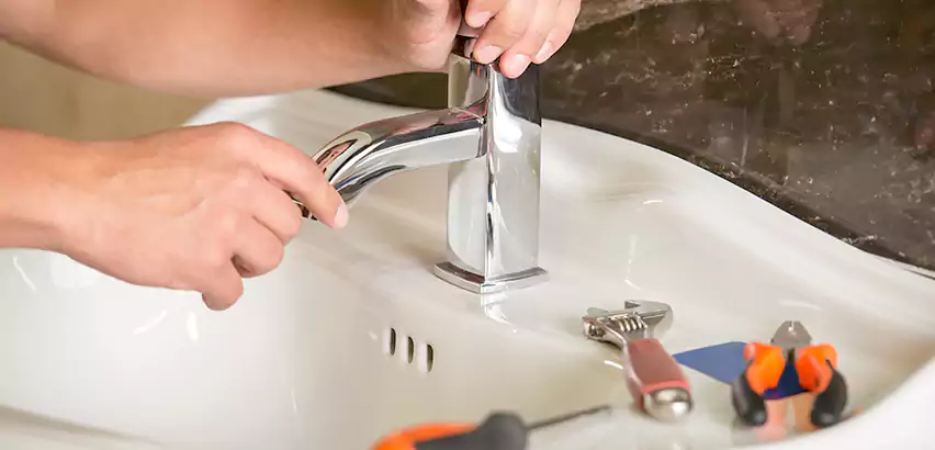 Bathtub Faucet Replacement in Little River